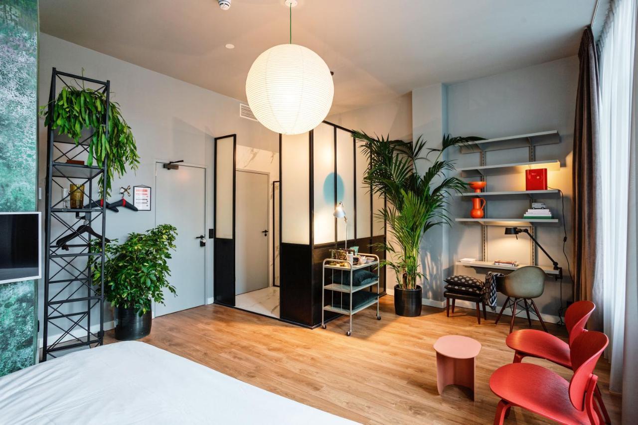 Daen's Greenhouse Hotel 2*